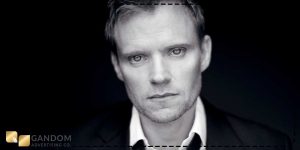 عکاسی پرتره با نور طبیعی